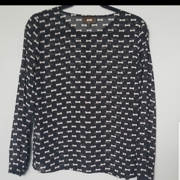 Collective concepts roll tab sleeve blouse small - Picture 6 of 9